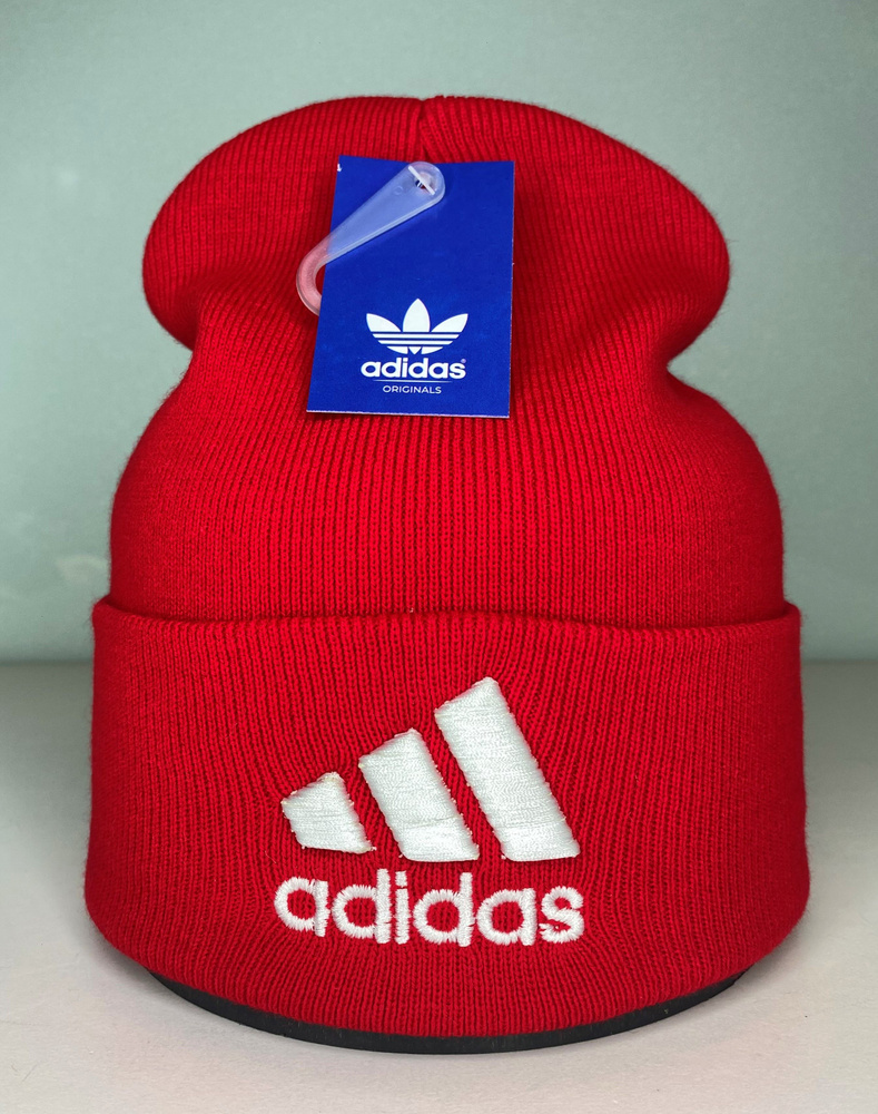 Шапка adidas Originals Boutique. Итальянская мода (журнал) #1