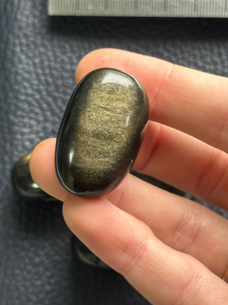 Обсидиан золотистый, галтовка 2-3 см, 1 шт - купить с доставкой по ...