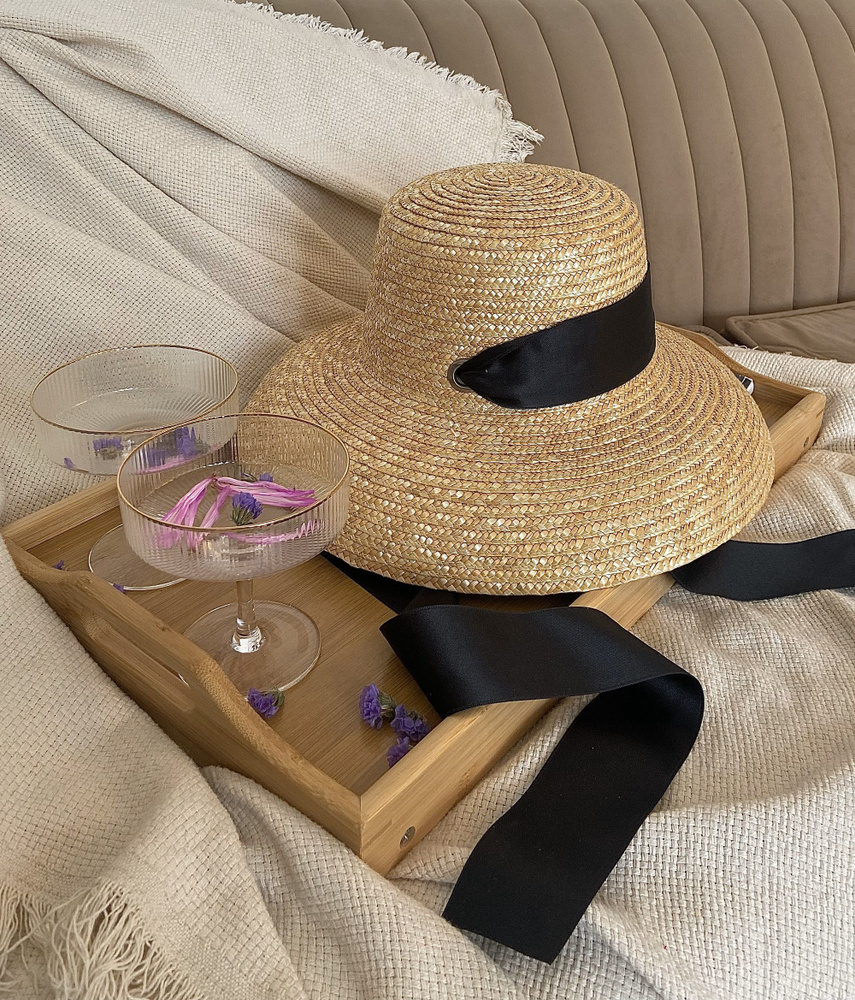 Канотье гэтсби. Kailas панама wide brim kf2234503. Домик треуголка. Тканевая шляпа. Огромная соломенная шляпа.