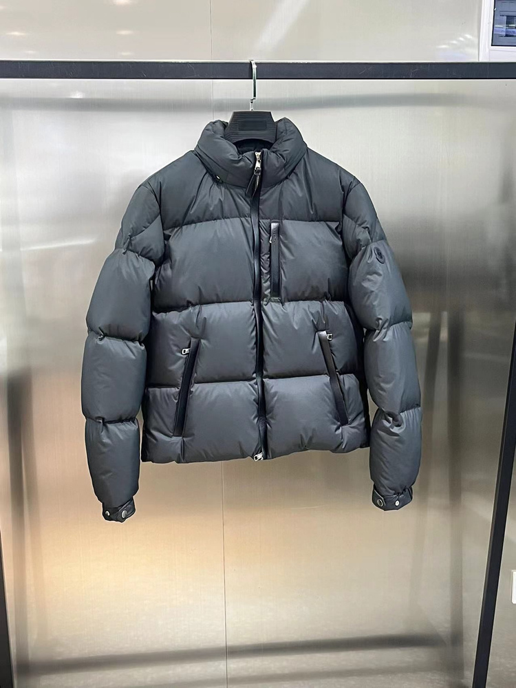 Пальто пуховое MONCLER #1