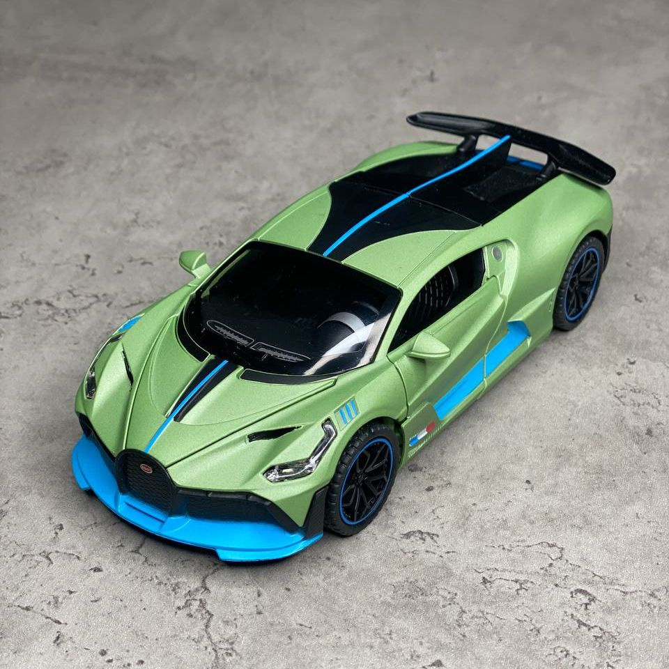 Металлическая машинка Bugatti Divo Бугатти Диво Mini Auto 1:32, 15.5 см.  инерционная, свет, звук, цвет Салатовый