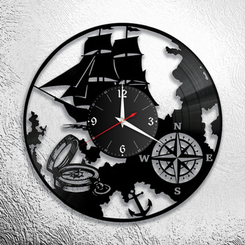 Часы с морской тематикой