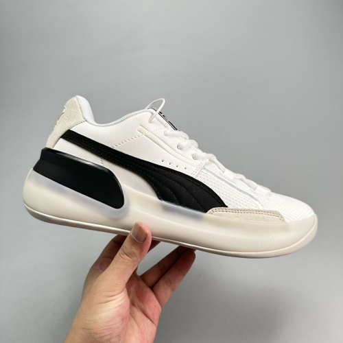 Puma clyde basketball on sale shoes