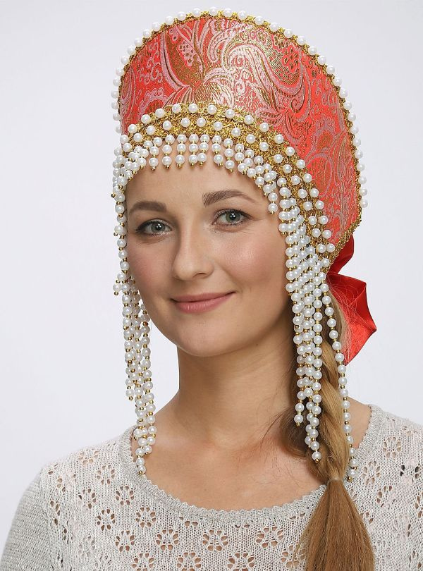 Мордовский кокошник. Красный кокошник «ярославна». Русский кокошник московская губерния. Кокошник русский народный. Головной убор русской женщины.