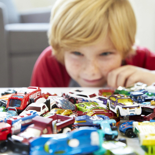 Премиум-пакет Hot Wheels из 2 штук в подарок для коллекционеров