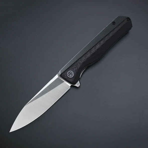 Нож складной Petrified Fish PF 818, черный + карбон, сталь D2