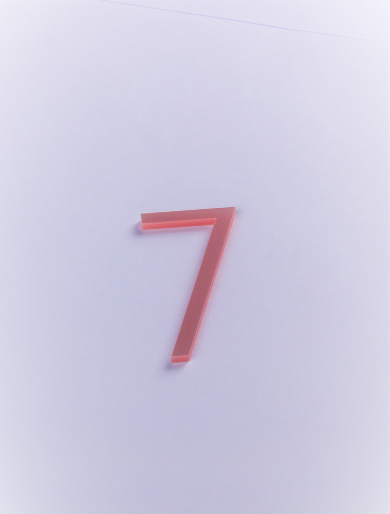 Цифра дверная, номерок на дверь, "7" РОЗОВЫЙ #1