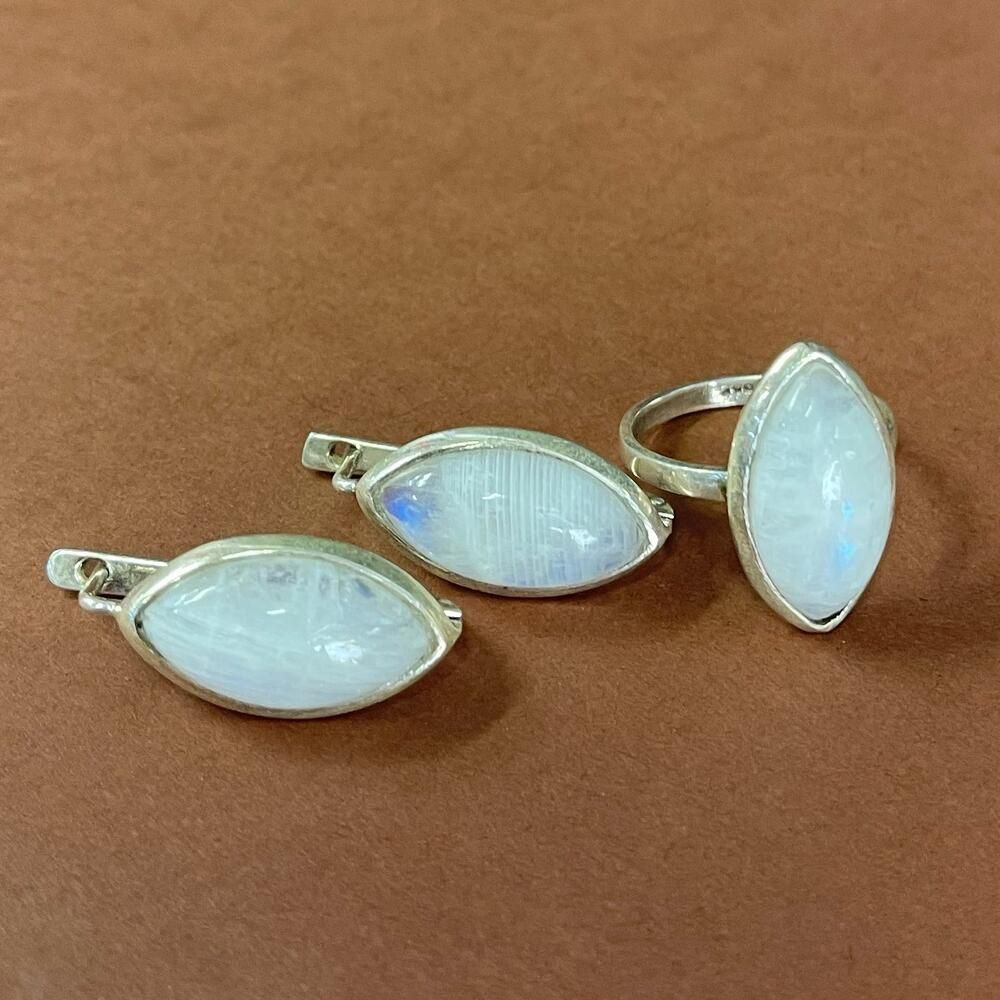 Набор с лунным камнем кольцо и серьги - купить с доставкой по выгодным ...