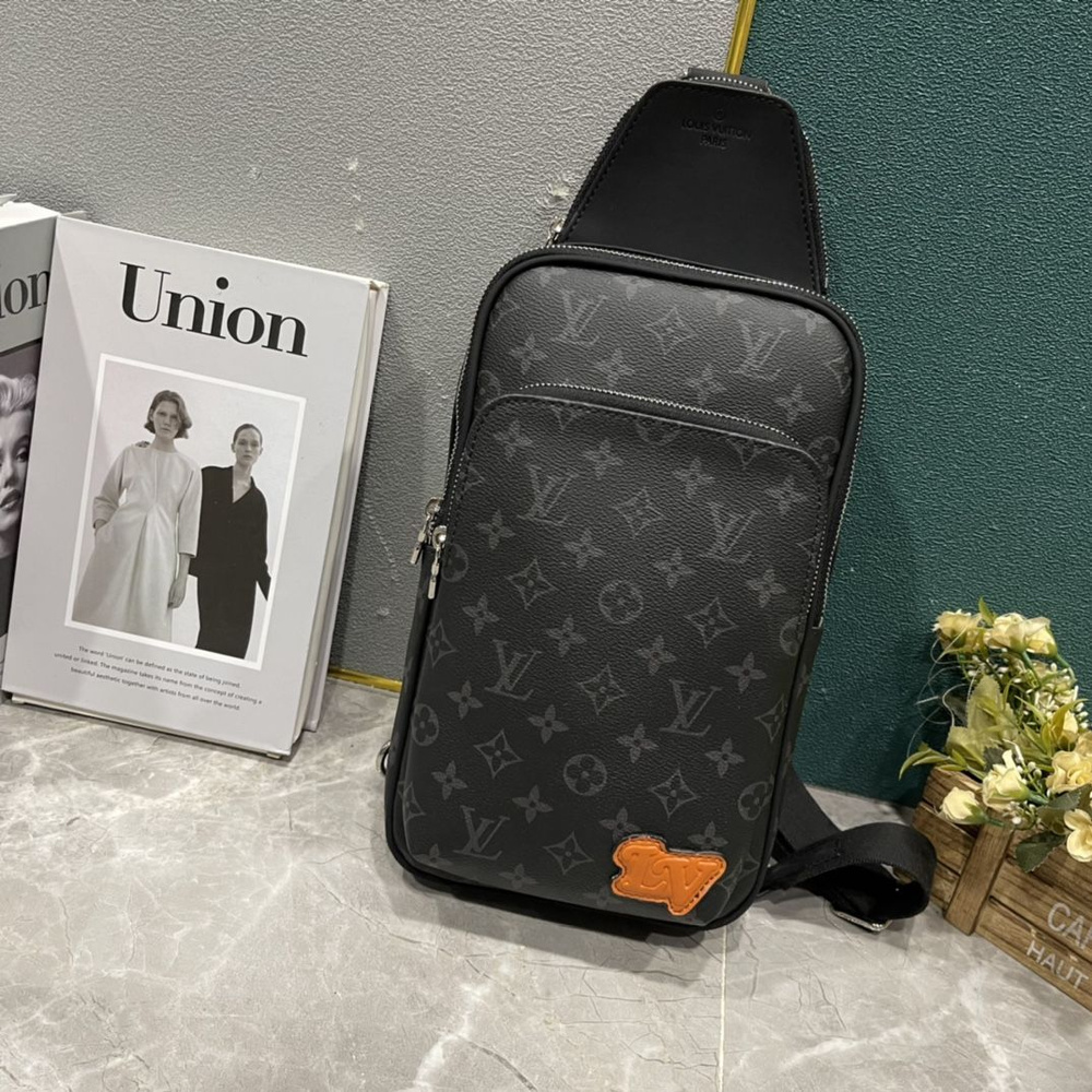 Louis Vuitton Сумка на плечо планшет #1