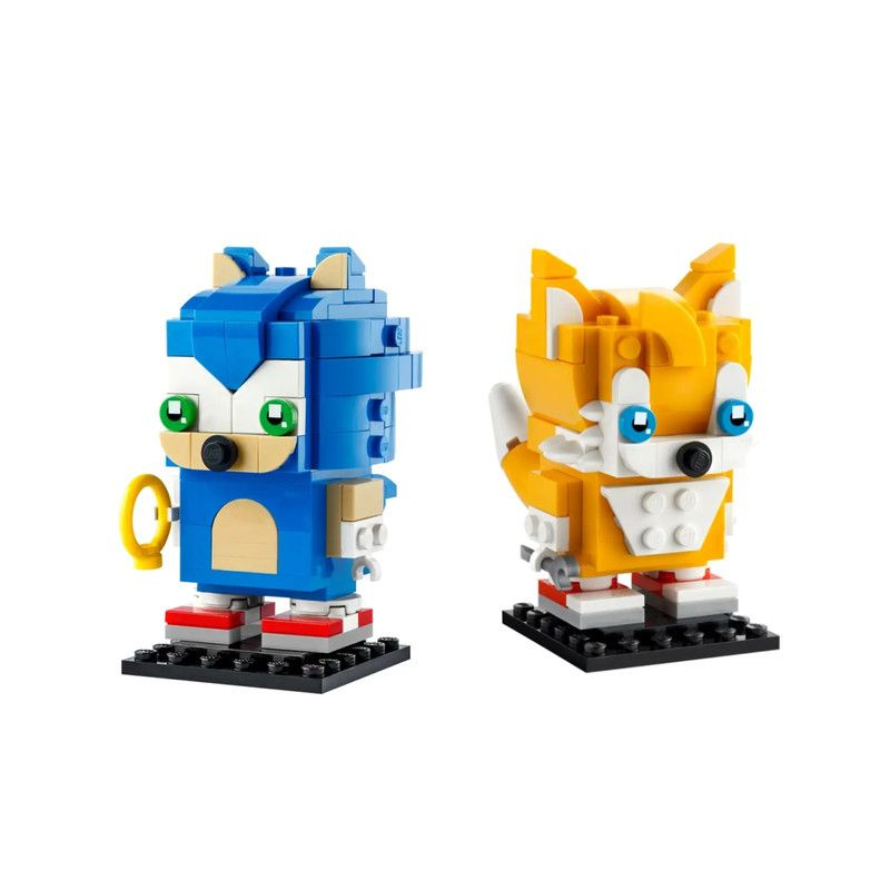 Lego sonic and store tails