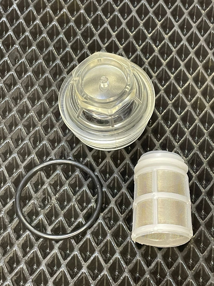Крышка (пластик) + фильтр редуктора воды для штукатурной станции  #1