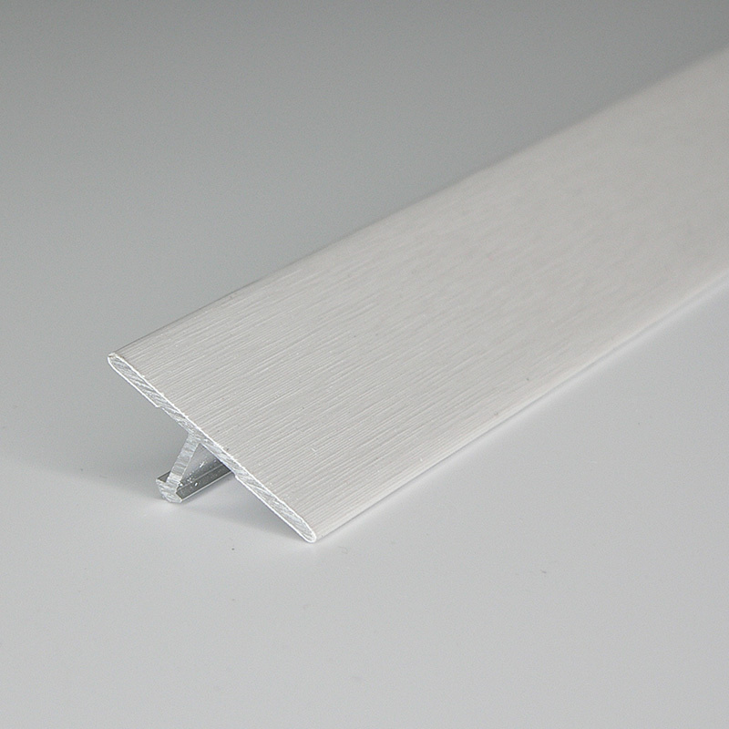 Т профиль белый. Порожек напольный т образный. Т профиль белый. Силиконовый т образный профиль уплотнитель. Т профиль белый.