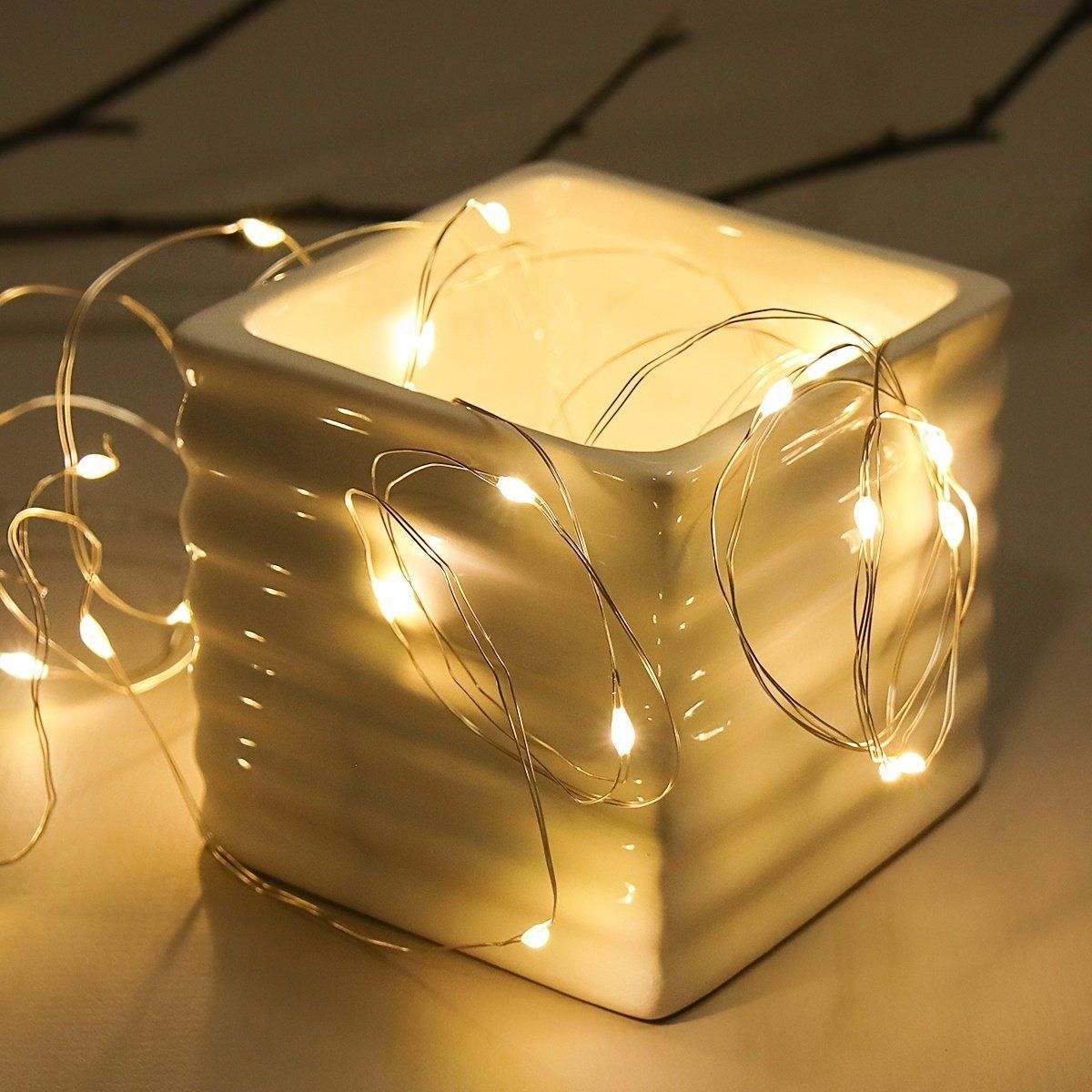 Гирлянда, светодиодная нить 3 м, 30 LED, цвет теплый белый. Гирлянда, светодиодная нить 3 м, 30 LED, цвет теплый белый.