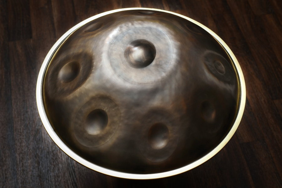 Купить Ханг (HandPan) в Москве и области по низкой цене. Большой ассортимент и доставка по всей РФ.