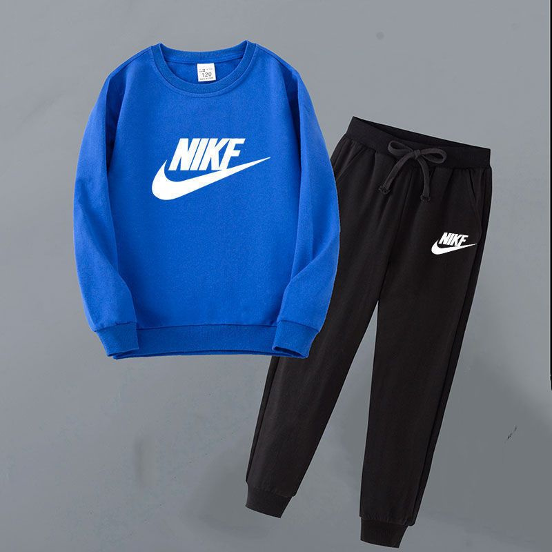 Костюм спортивный Nike #1