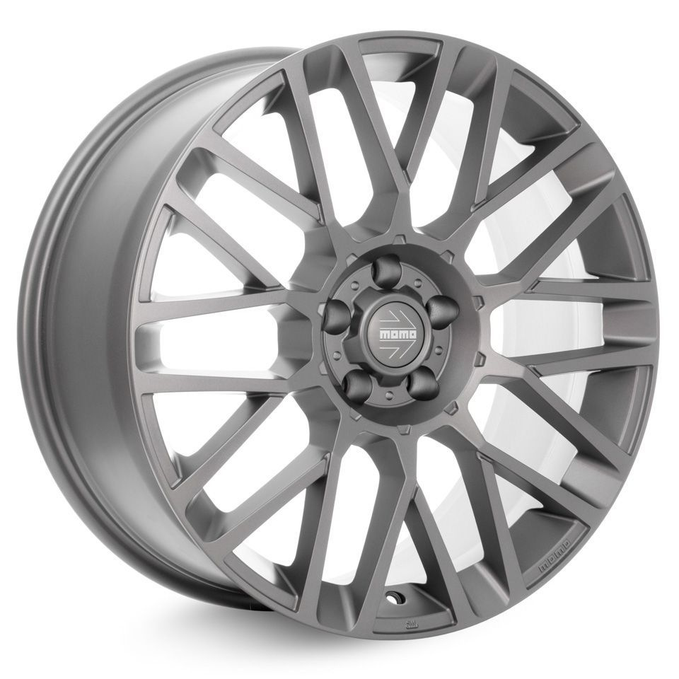 Колесный диск MOMO 18x8