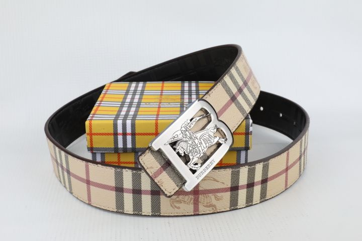 Burberry belt 2024 with b buckle