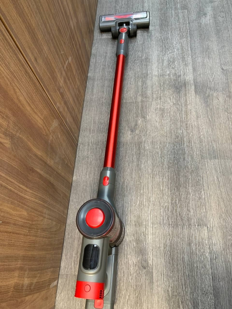 Вертикальный беспроводной пылесос со светодиодной подсветкой (серый ...