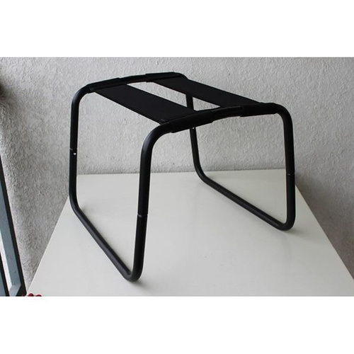 Қызды порно жасауға мәжбүрлеген