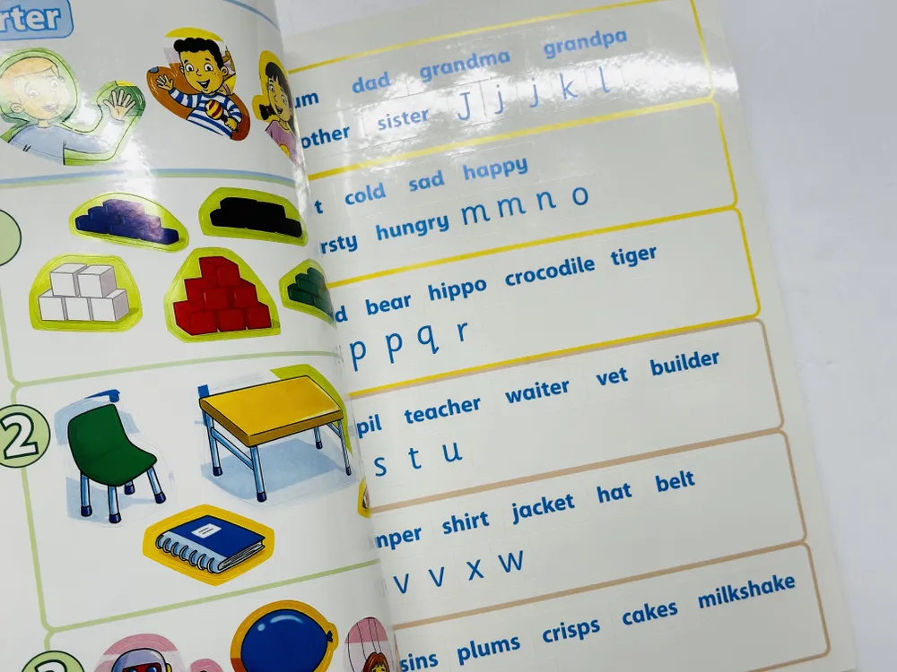 Комплект Family and Friends Starter + Alphabet Book, Учебник+Тетрадь+Алфавитная книга+CD, вариант, фото 2