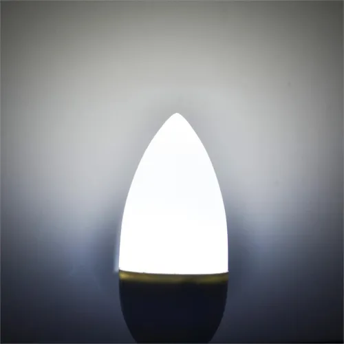 Лампа свеча прямая светодиодная E14. 7Вт. Цвет свечения: Холодная белая, матовая. 1 штука