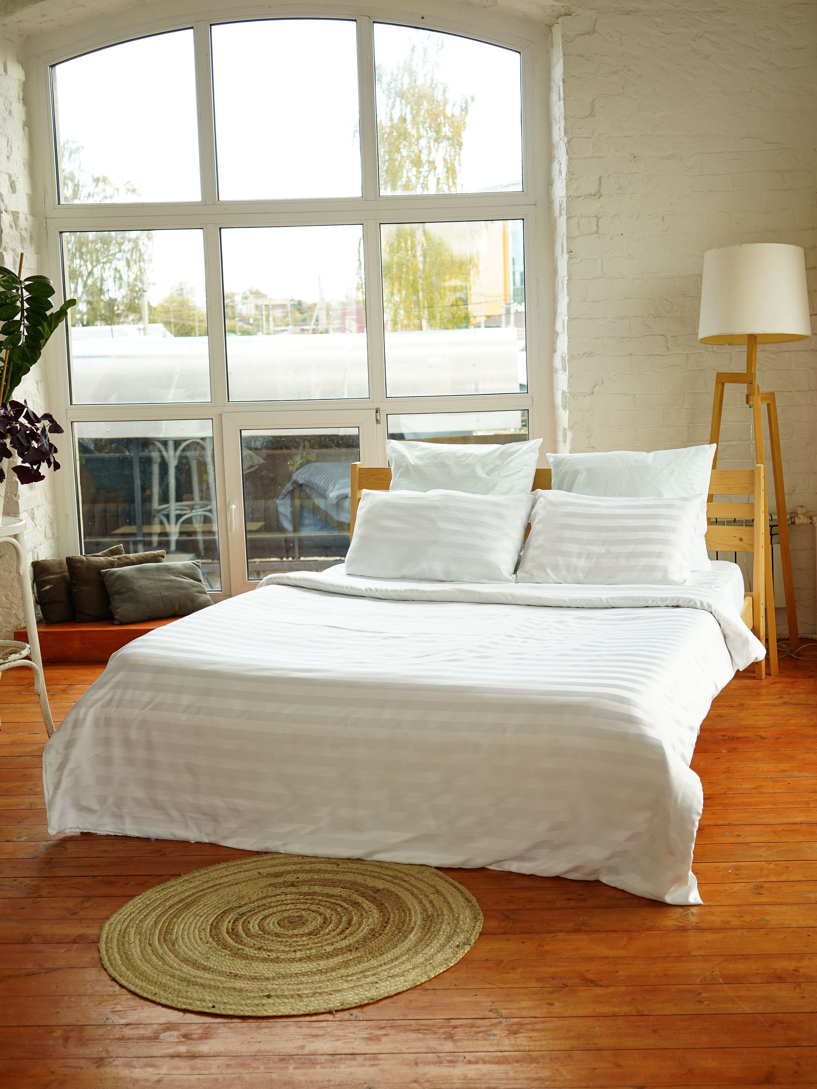 Комплектпостельногобелья2-спальноеМерцана,белый,наволочки50х70-2шт./ЕвропростыняСтрайп-сатинполоска