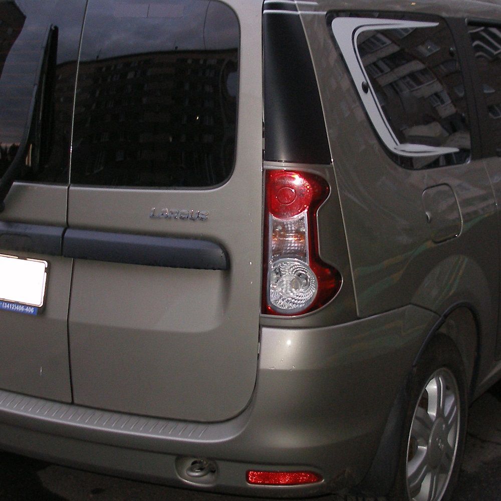 Накладки на задние фонари "Старк" Лада Ларгус (под покраску) Накладка ...