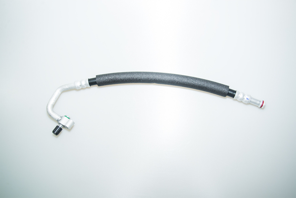 21218-8120160 Шланг кондиционера Нива Урбан низкого давления ...