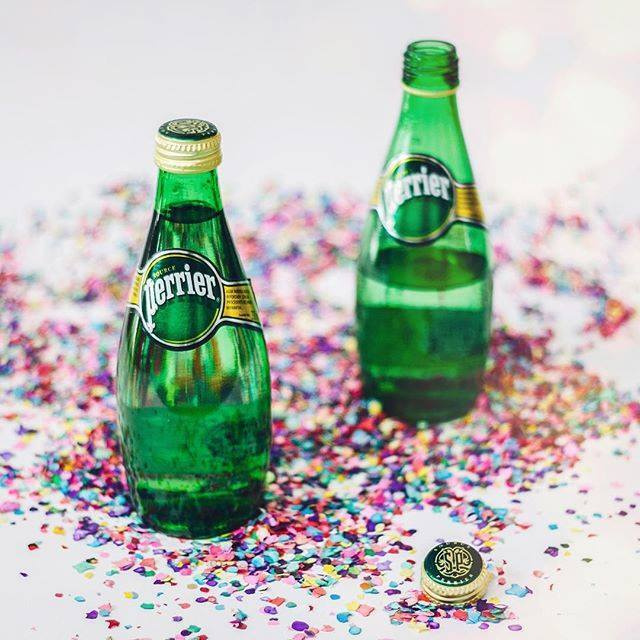 Perrier минеральная газированная вода, 0,33 л - купить с доставкой по ...