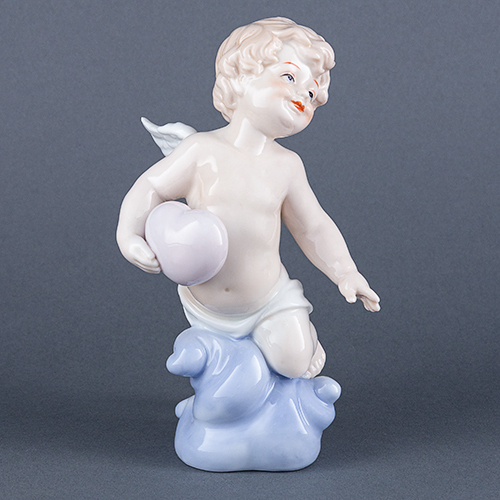 Статуэтка амур с виноградом. Фарфоровый амур 19 в. Статуэтка амур. Девушка с бубном meissen. Статуэтка "амур" белый, 21 см.