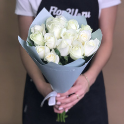 Букет из 15 белых роз (40 см) Лучшие предложения