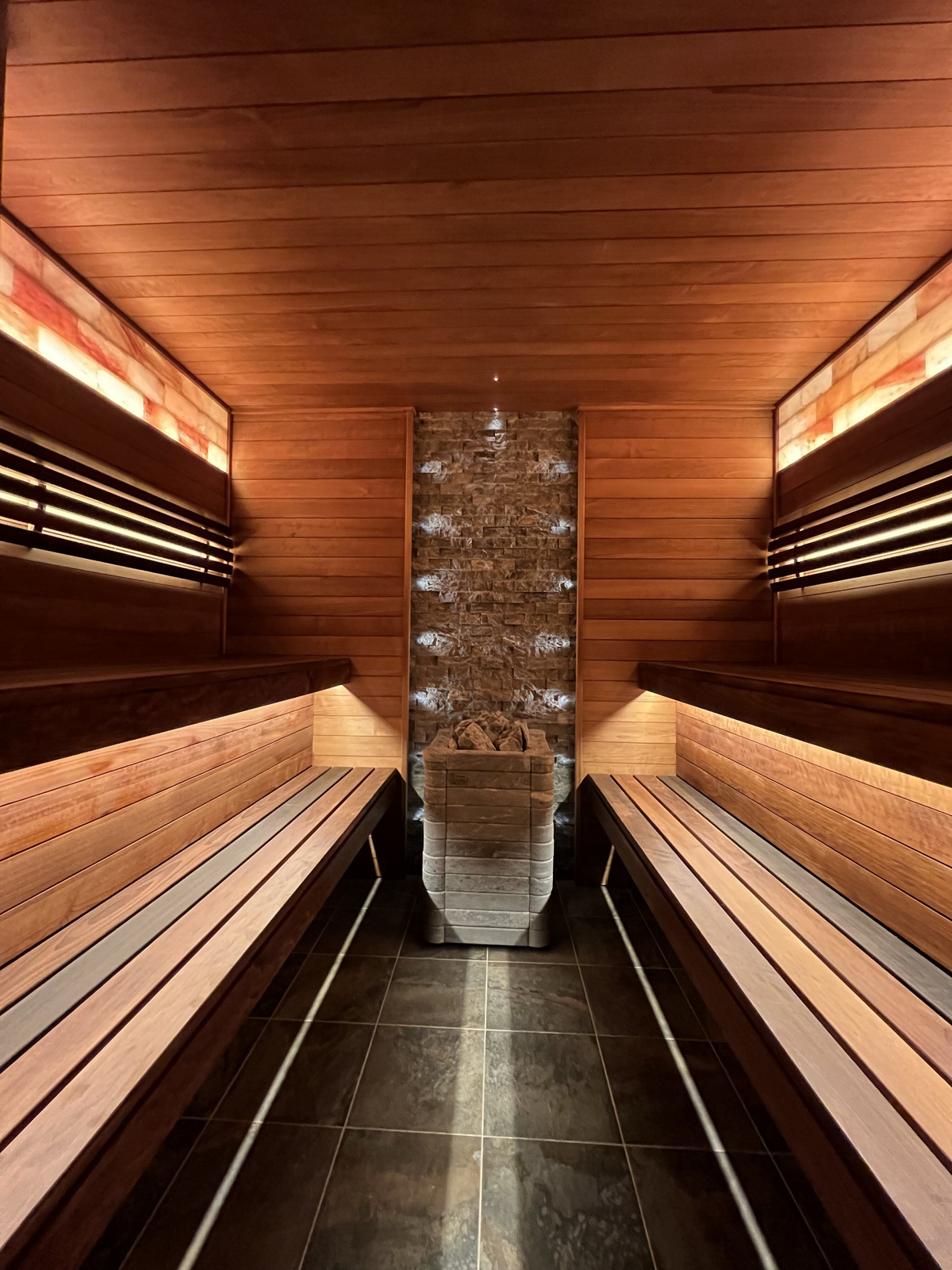 Светодиодная лента ПрофиБаня, 24В, IP68, 180 LED/m Светодиодная ...