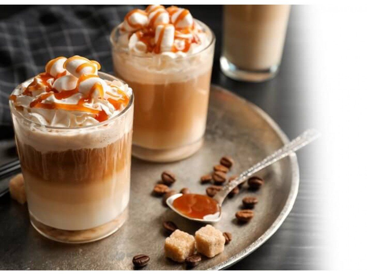 Карамельный латте. Caramel macchiato coffee. Капучино соленая карамель. Латте крем брюле. Капучино с соленой карамелью.