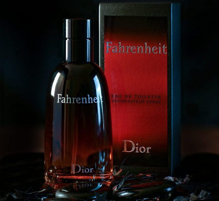 Dior Fahrenheit  EDT 50 ml  dušo želė 50 ml  dezodorantas 50 ml   kosmetikos maišelis Cheaper online Low price  English baeu
