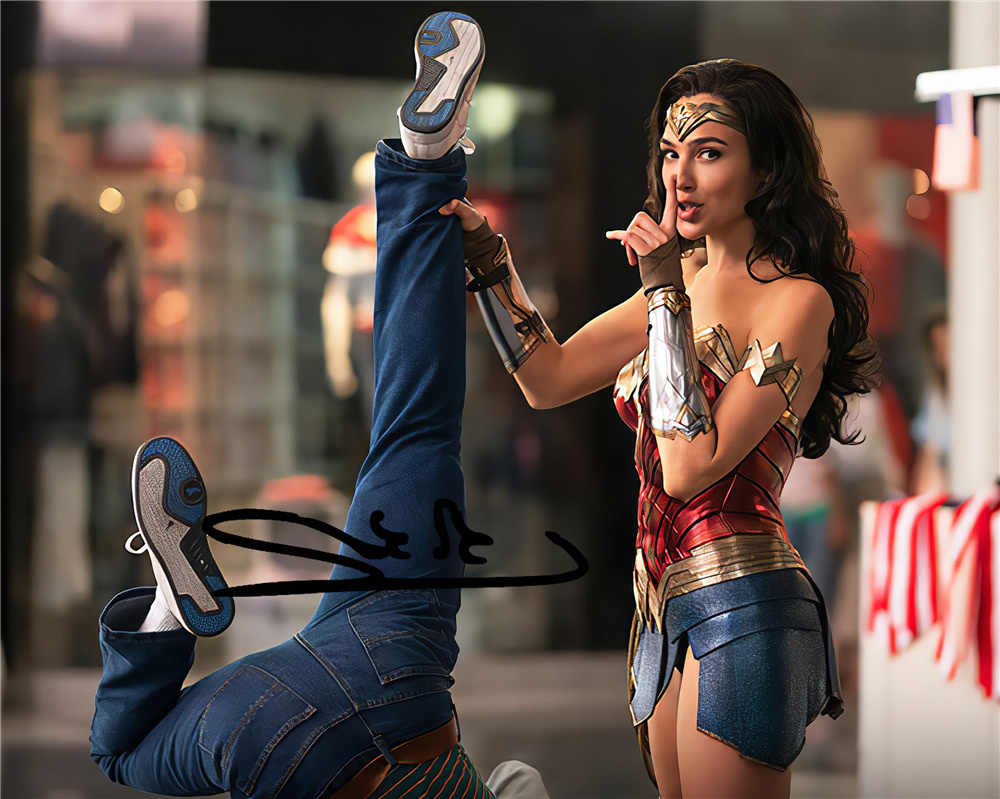 Автограф Галь Гадот Чудо-женщина - Автограф Gal Gadot Wonder Woman - Фото с  автографом, Подписанная фотография, Автограф знаменитости, Подарок,  Автограмма, Размер 20х25 см - купить с доставкой по выгодным ценам в  интернет-магазине