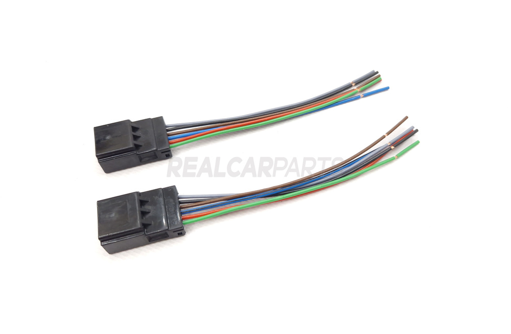 Разъемы "мама" для подключения зеркал Лада Приора SE с повторителем ...