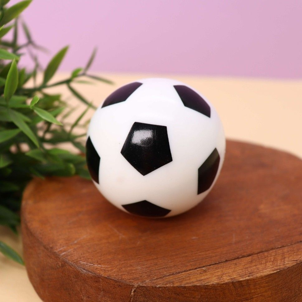 Игрушка антистресс мялка для детей Football ball