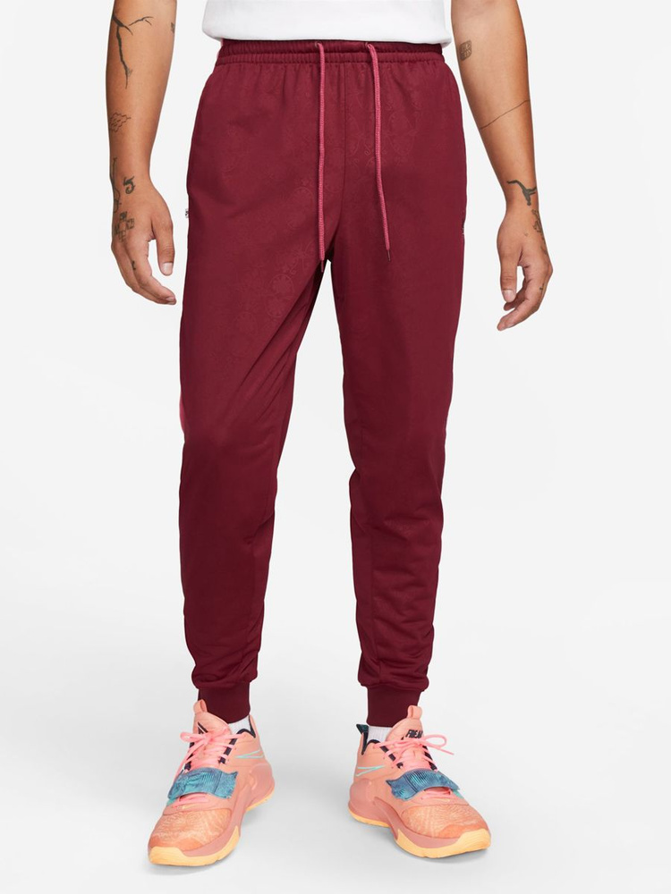 Брюки спортивные Nike Ga M Nk Lwt Pant #1