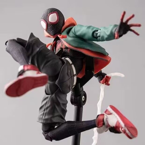 Фигурка Человека-Паука Marvel Через Вселенную Майлза Гвен, Подарочная ...