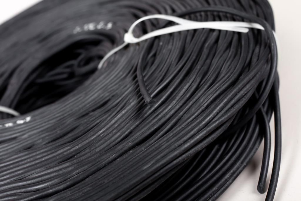 Шнур резиновый уплотнительный черный монолитный жесткий круглый 12 мм длина 2 метра  #1