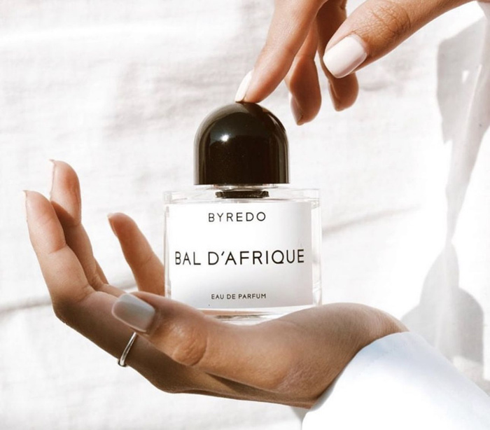 Духи Байредо бал Африка. Круглый автопарфюм Byredo Bal d'Afrique 12 ml. Байредо Африканский бал 100мл. Байредо бал Африки пирамида.