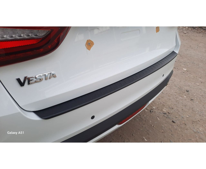 Накладка пластиковая защитная на задний бампер для LADA VESTA NG/ VESTA ...