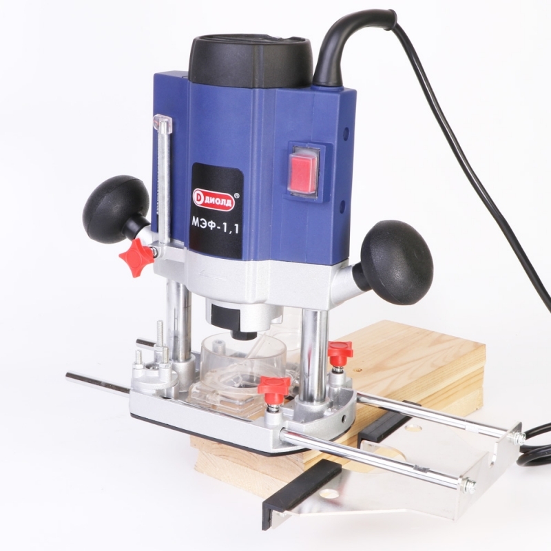 Электрическая фрезерная машина диолд мэф 1. Электрическая фрезерная машина диолд мэф 1. Фрезер ручной диолд мэф 2. Фрезер hammer flex frz1200b 1200вт 30000об/мин диам. Набор фрез к фрезеру прокрафт.