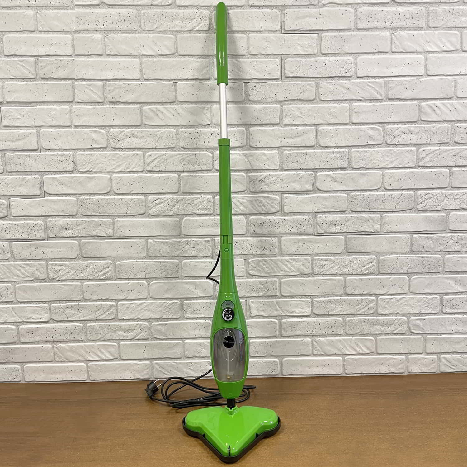 Пароочиститель H2O Mop X5, зеленый, 1300 Вт, Вертикальное