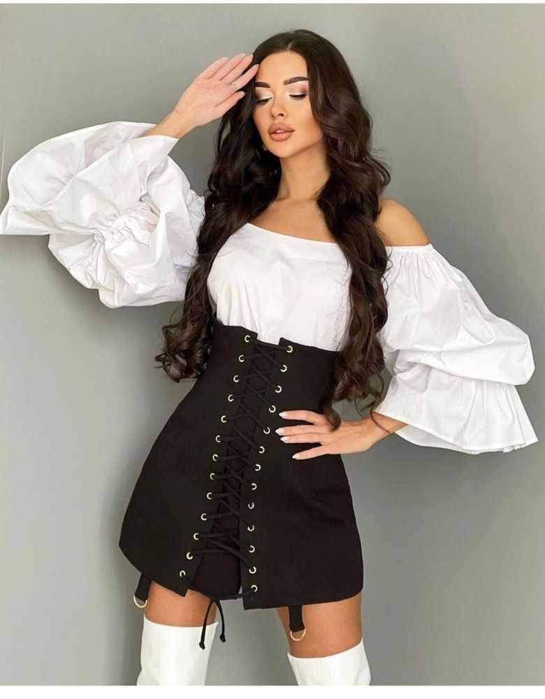 Корсет с пышными рукавами. Топ корсет с рукавами фонариками. Корсет с рукавчиком. Короткое платье с корсетом. Корсет с пышными рукавами.