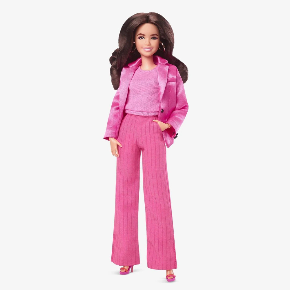 Кукла Barbie The Movie Gloria Doll Wearing Pink Power Pantsuit (Барби Фильм  Глория в Розовом брючном костюме) - купить с доставкой по выгодным ценам в  интернет-магазине OZON (1154272270)