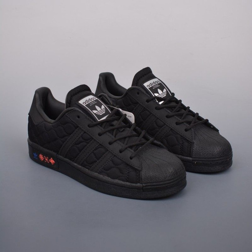 Adidas superstar discount negras punta blanca