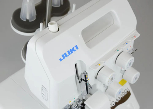 Оверлок Juki MO 654 DEN / 2-3-4 ниточный / для любых тканей
