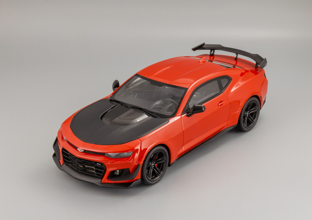 Масштабная модель Chevrolet Camaro ZL1 1LE - купить в интернет-магазине ...