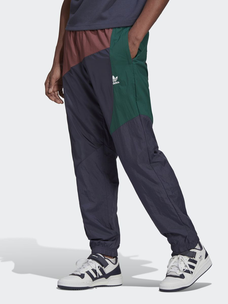 Adidas Originals Velour track Pant